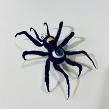 Load image into Gallery viewer, Creepy Spider Creature Sculpture